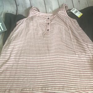 NWT Bongo 2pc swing tanks